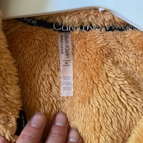 Calvin Klein Crop fleece - Picture 2 of 3